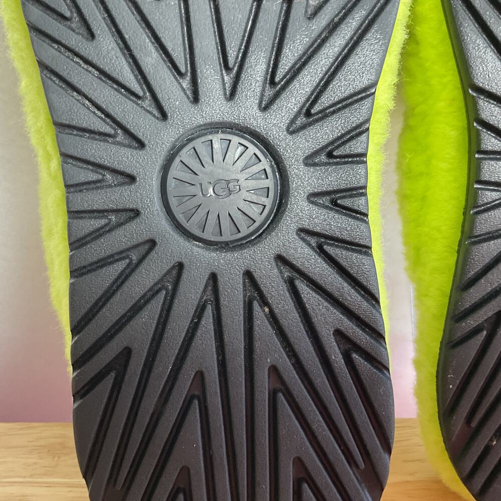 UGG Fluff You Slipper Bright Green 1117473 Mens 8 Womens 10 - Picture 13 of 14